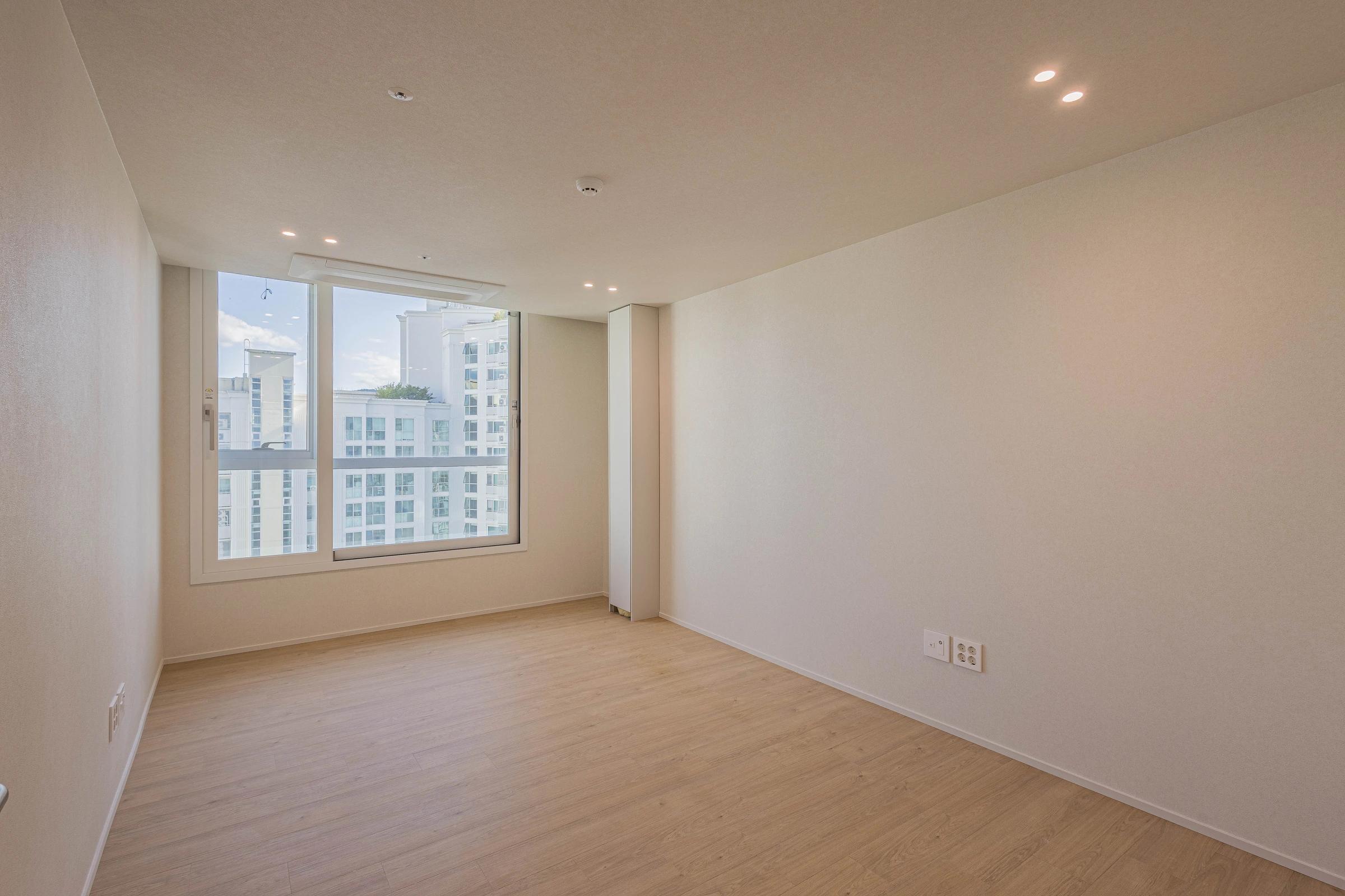 Completed small room — original photograph