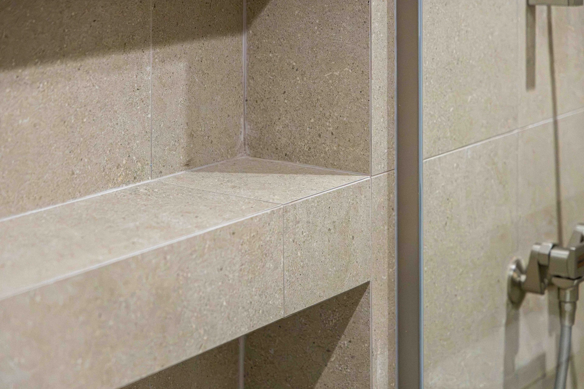 Tiled recessed shelf
